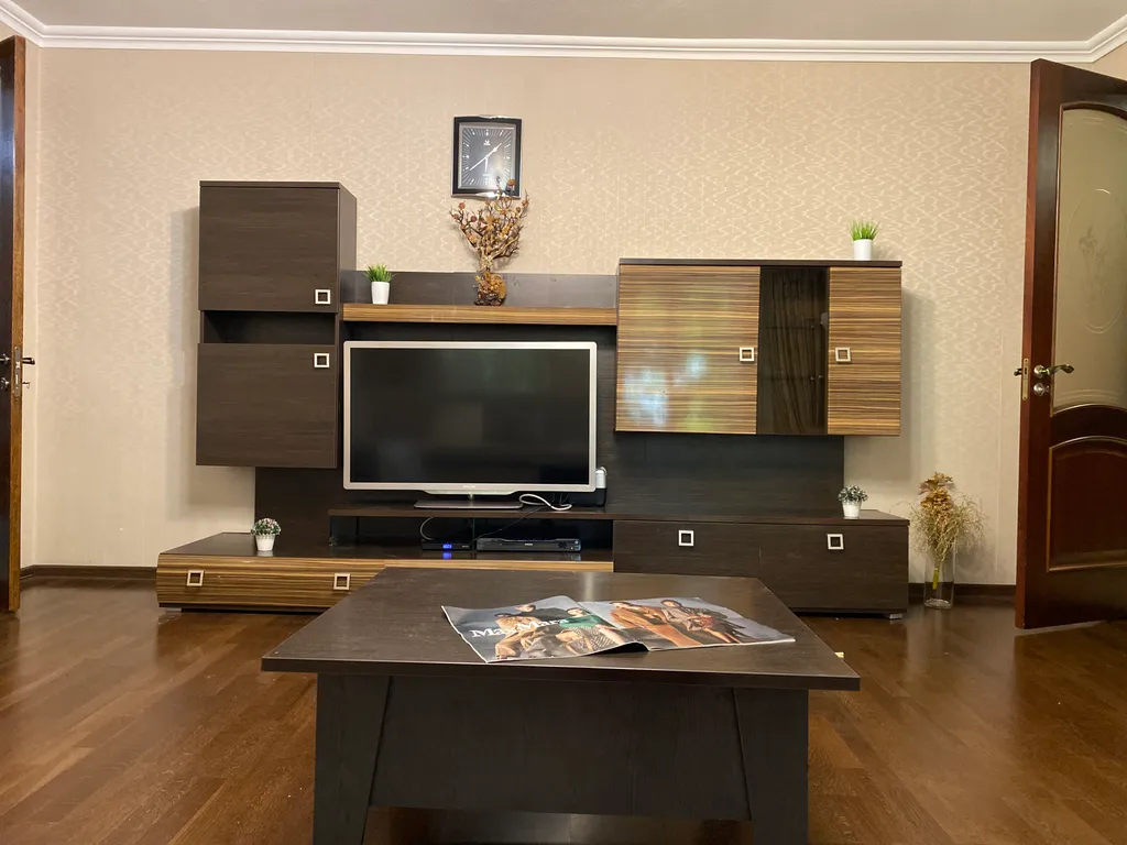 Трехкомнатная квартира рядом с рынком