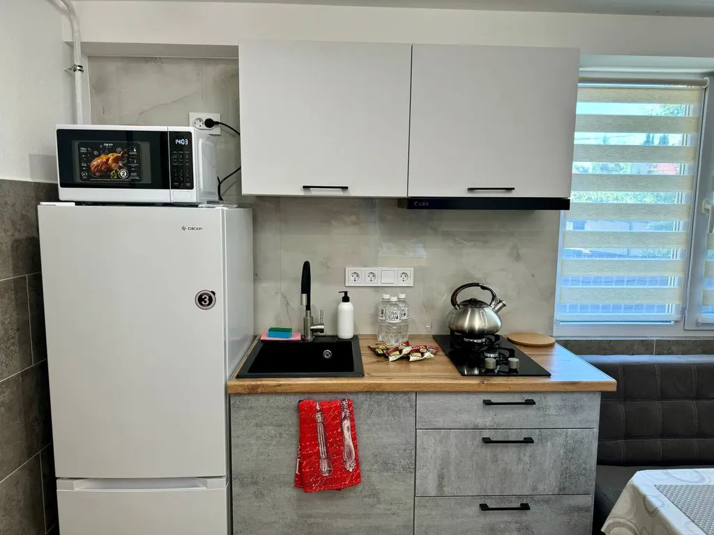 Коттедж Домик с террасой в центре — Сочи