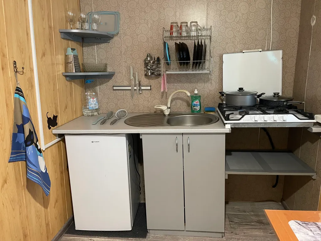 Квартира Квартира Цветущий уголок в историческом центре Севастополя — Севастополь