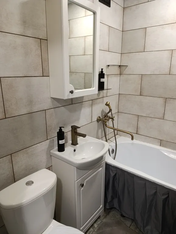 Уютная однокомнатная квартира возле ТРЦ Ярмарка