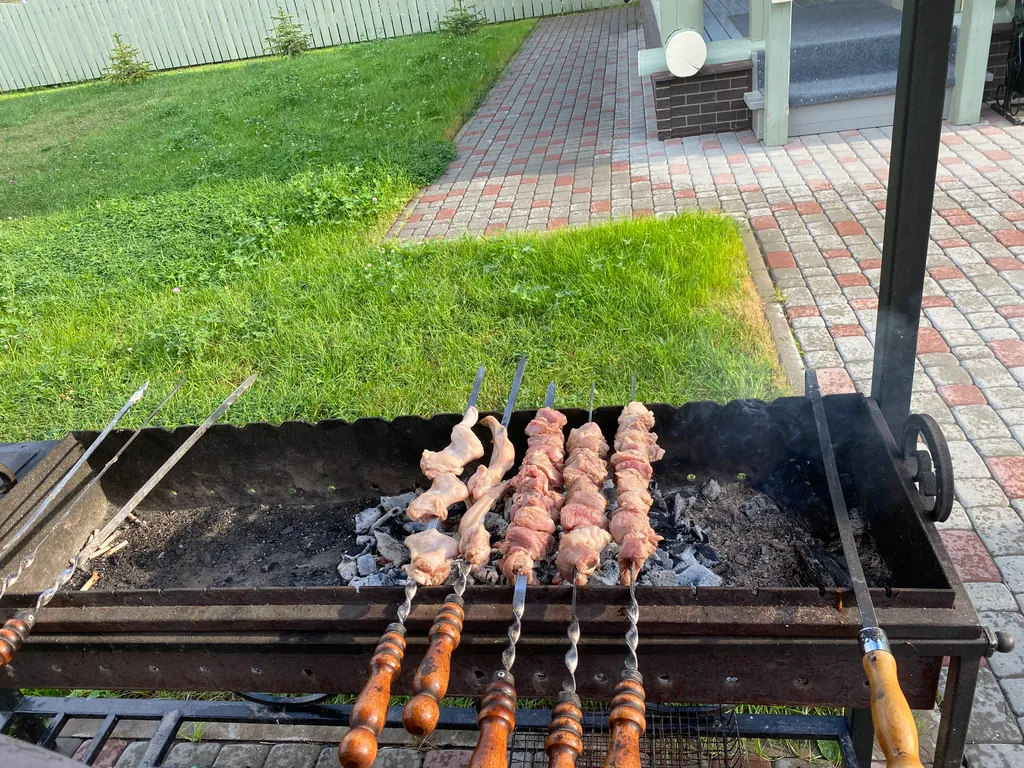 Уютный дом с большой верандой