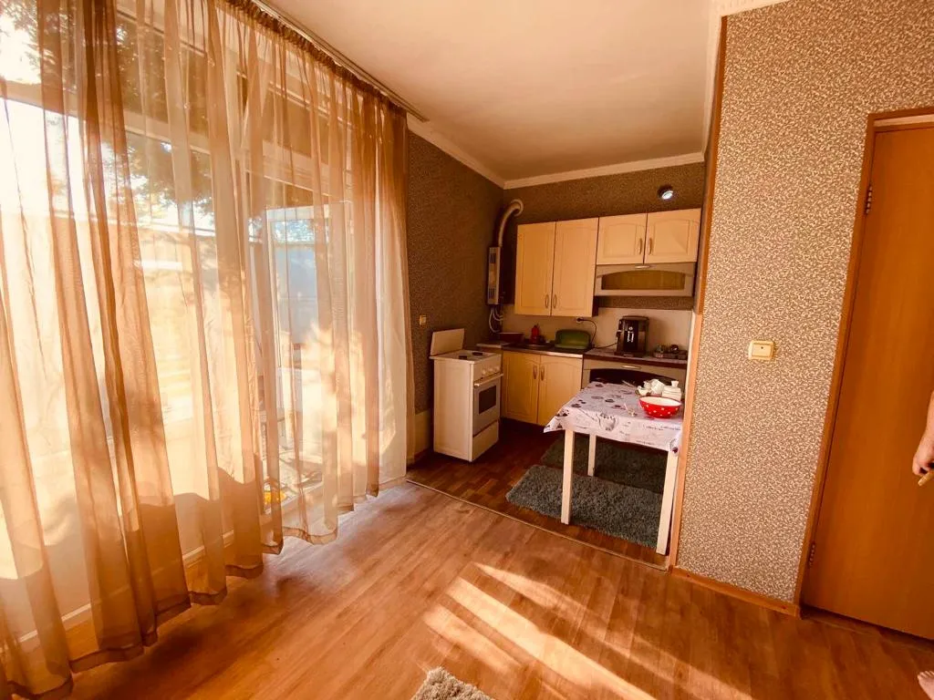 Коттедж 1 под ключ со своим двором