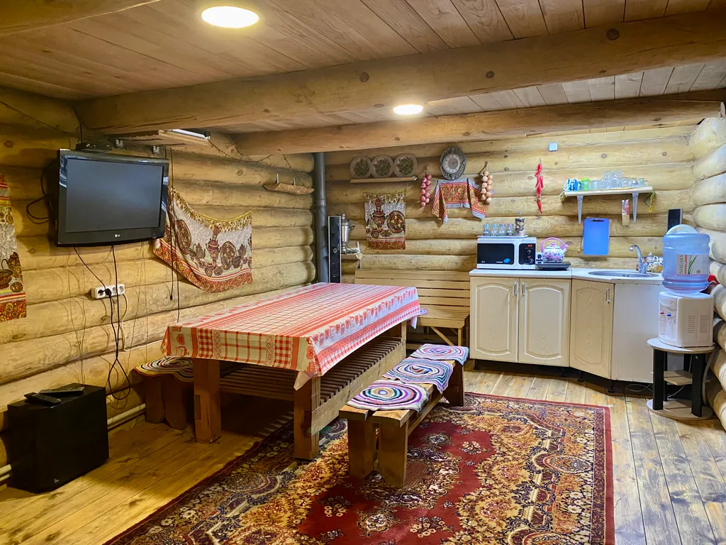 Дом недалеко от ГЛК Евразия