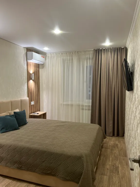 Чистая квартира рядом с парком Нефтехимиков