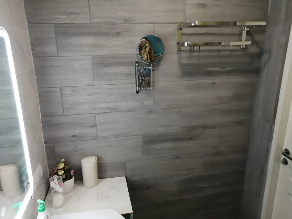 Просторная 3-комнатная квартира с отдельным входом и зоной отдыха во дворе