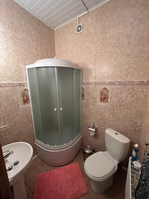 Тихий и уютный дом с террасой с видом на горы