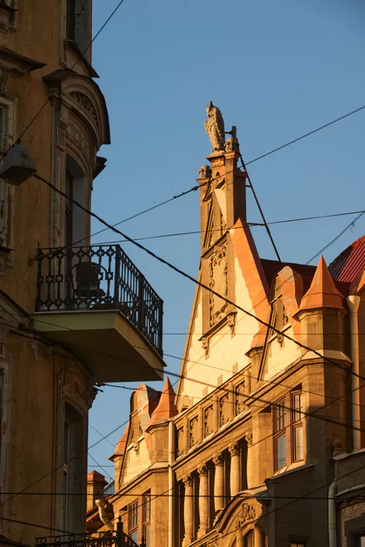 Уютная студия с парковкой в центре