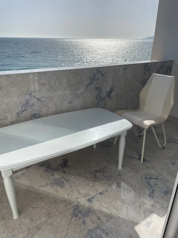 Квартира на море