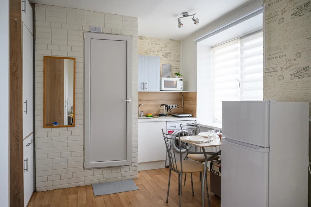 Светлая студия, рядом пляжи и парк Дубки