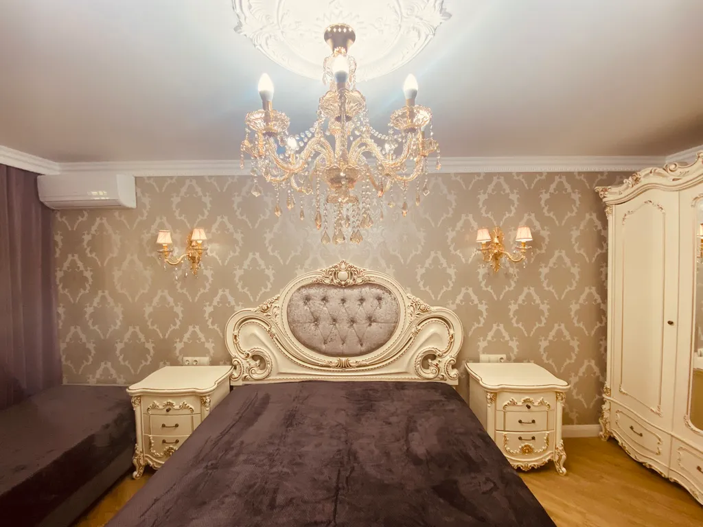 Трёхкомнатная квартира в самом центре Сочи рядом с морем