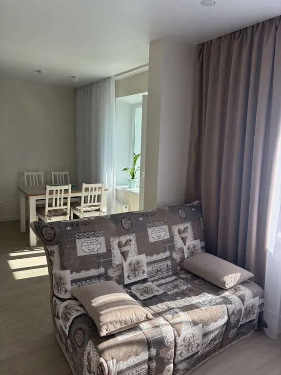 Шикарная евродвушка, высокий этаж, красивый вид, близко центр города