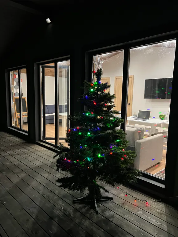 Зеленый уютный дом под Ропшей