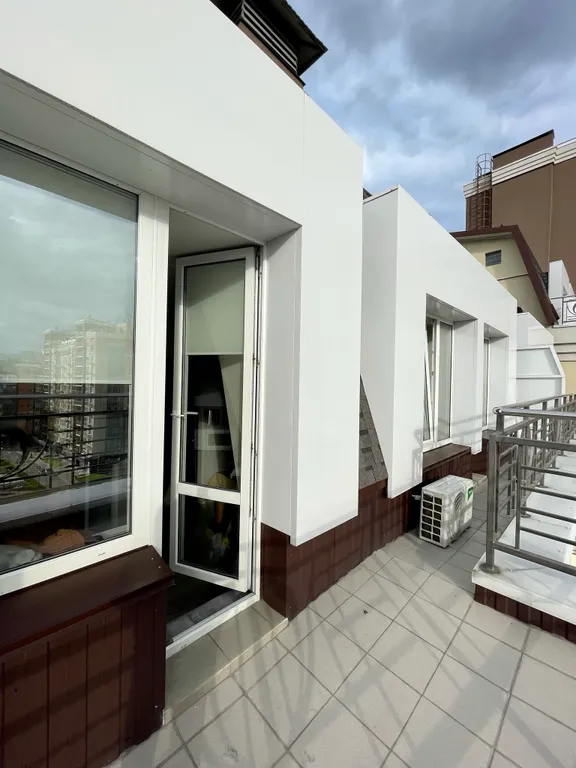 Квартира в ЖК Париж с открытой террасой