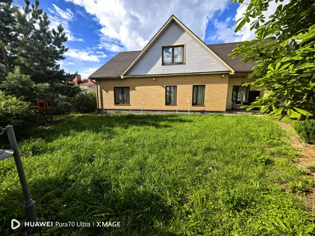 Просторный дом в шаговой доступности от Монрепо с сауной