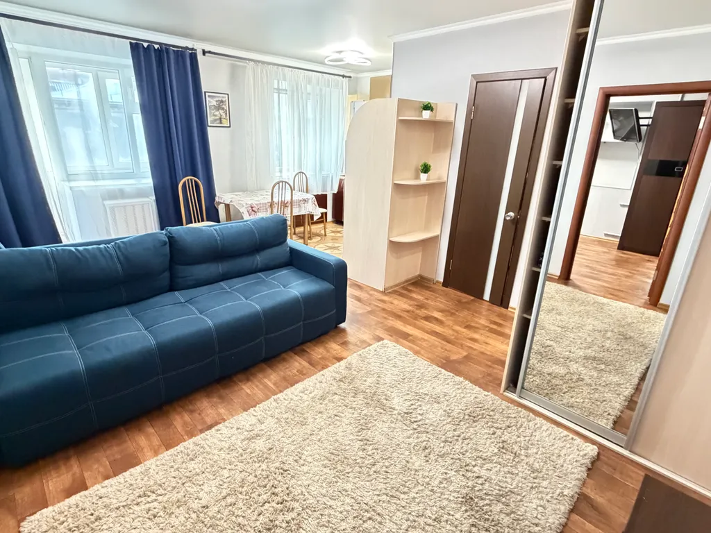 Квартира Квартира Окна на тц Цум — Тюмень