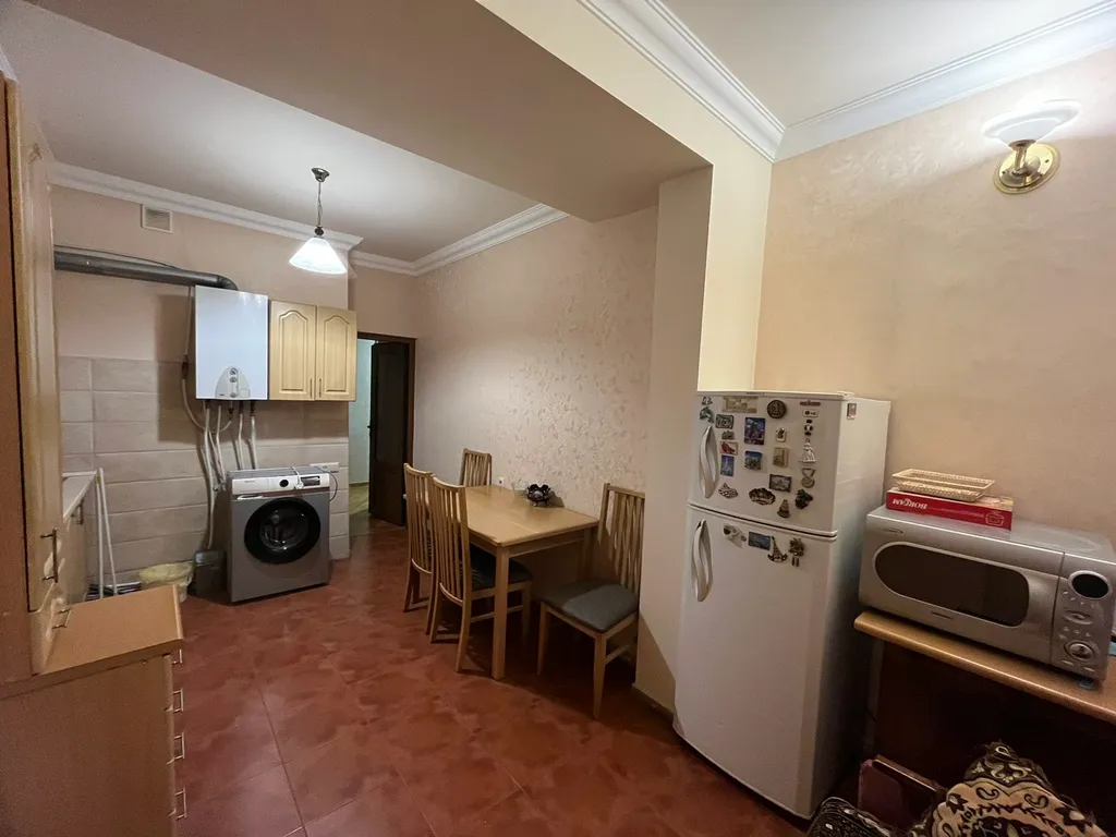 Просторная 2-х комнатная квартира в 7 минутах ходьбы от метро Барекамутюн