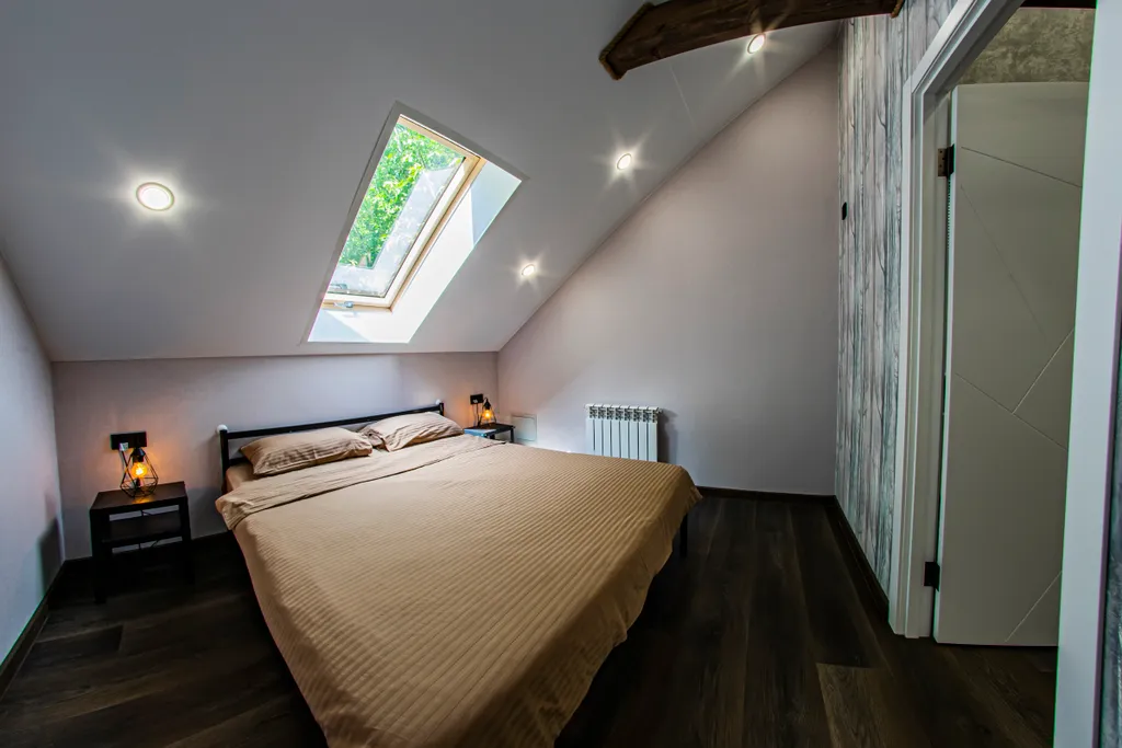 Просторный коттедж Лофт-хаус для большой компании с бассейном и сауной