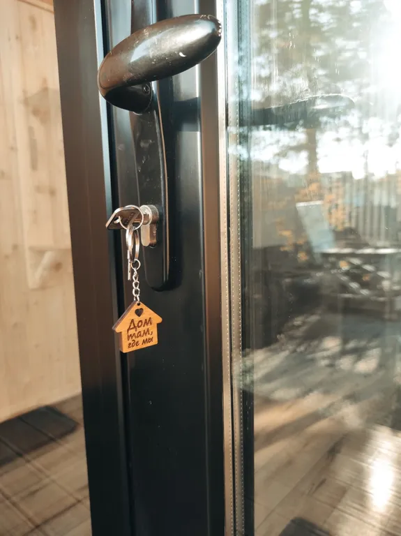 Биг-Лодж с панорамными окнами на Алтае