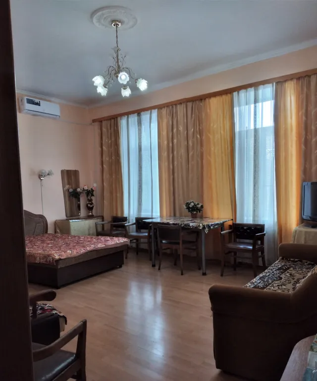 Дом у моря Диамант 1 с площадкой в саду