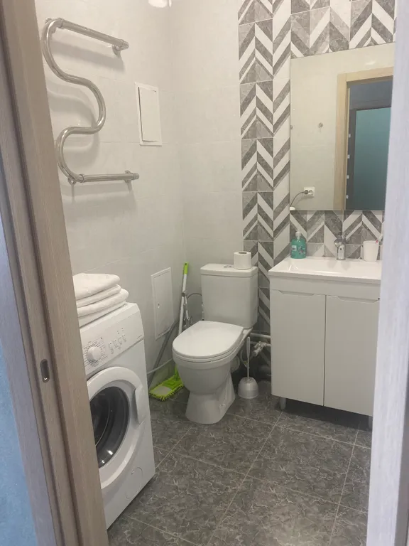 Уютная квартира на набережной с видом на пруд