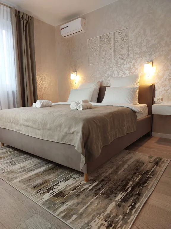 Новый уютный коттедж на берегу реки