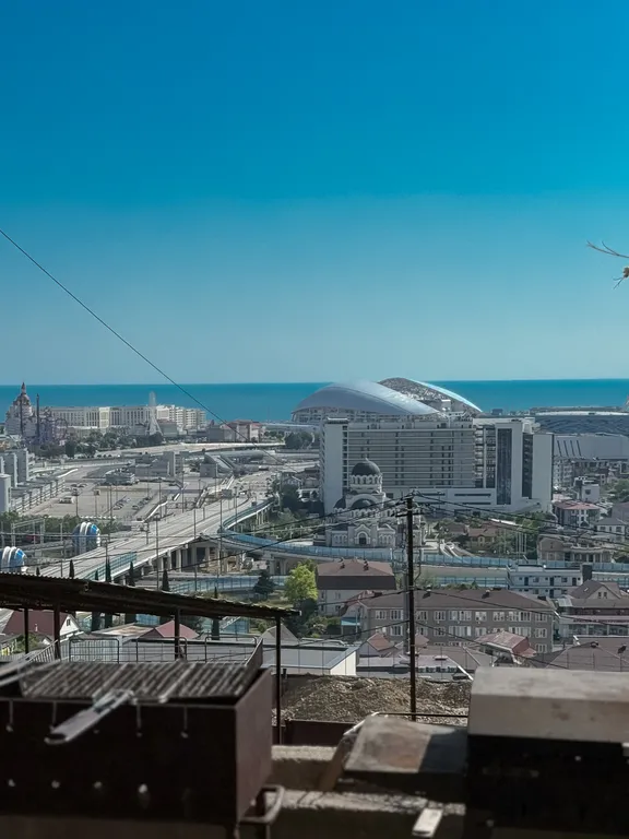 Квартира Трехкомнатная квартира с бассейном и потрясающим видом на море — Сириус