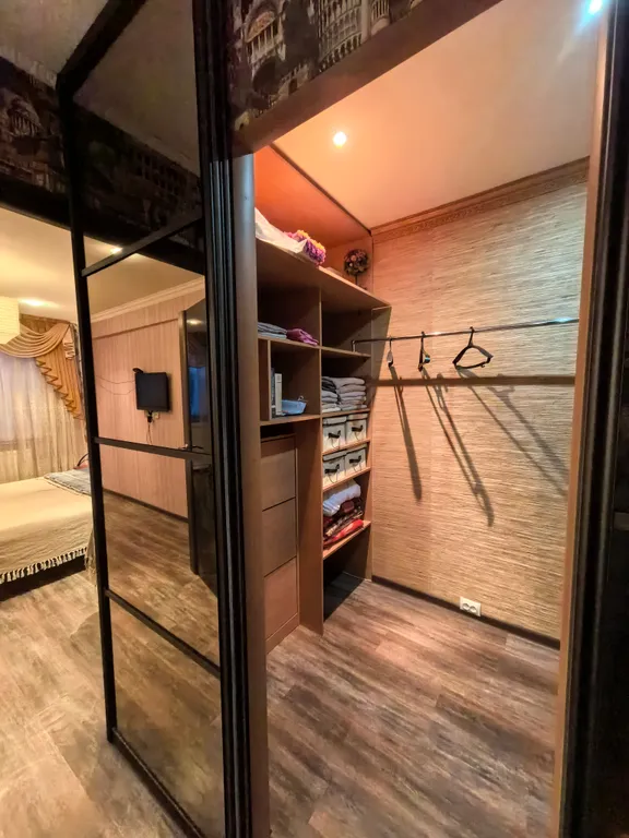 Квартира Просторная 3-комнатная квартира — Донской