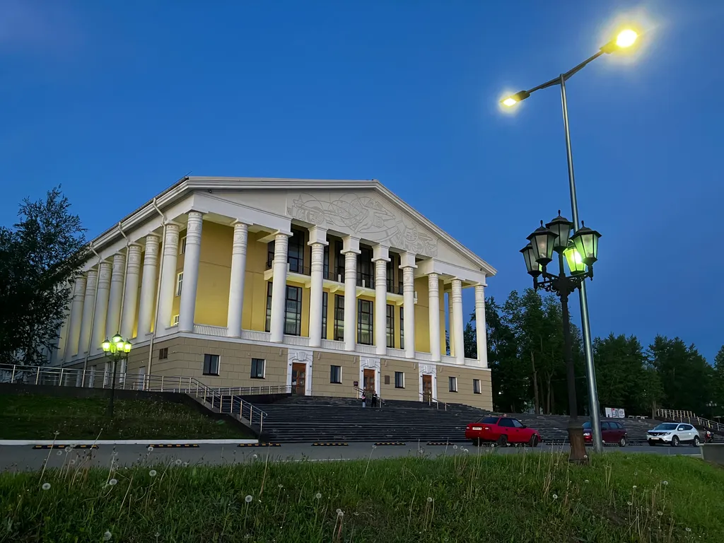 Уютная квартира рядом с сосновым бором Сила леса, парком, термами