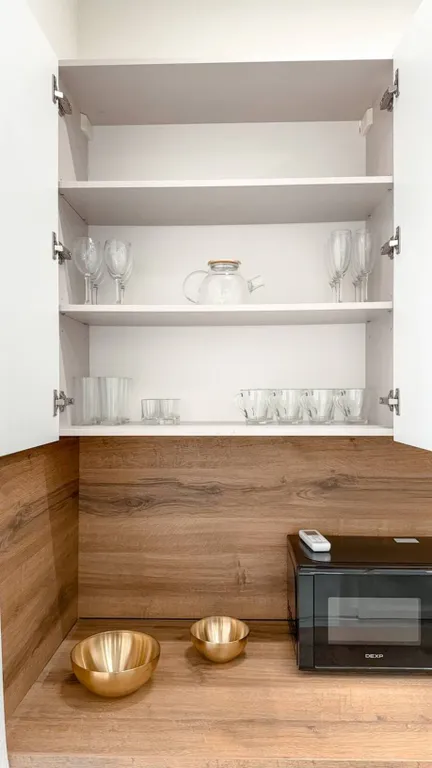 Коттедж Coвpeмeнный кoттедж с бассeйном — Черешня