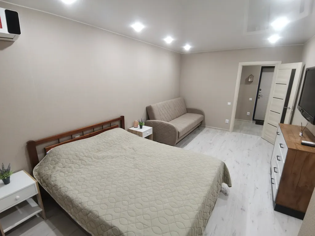 Уютная квартира на набережной — аренда посуточно в Энгельс