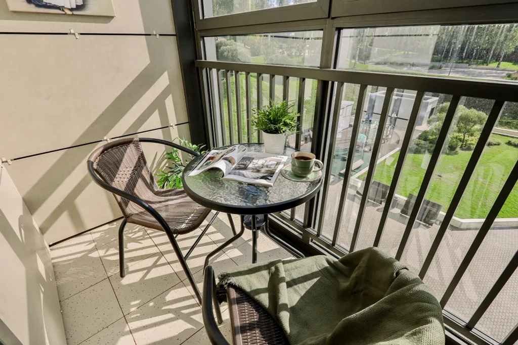 4 Угла: Тот самый ЖК колизей на набережной, М.Горького, 150