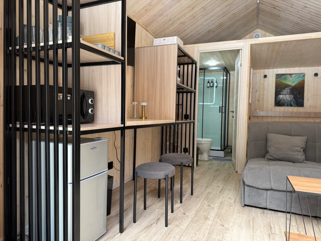 Дом с видом на Кавказский хребет