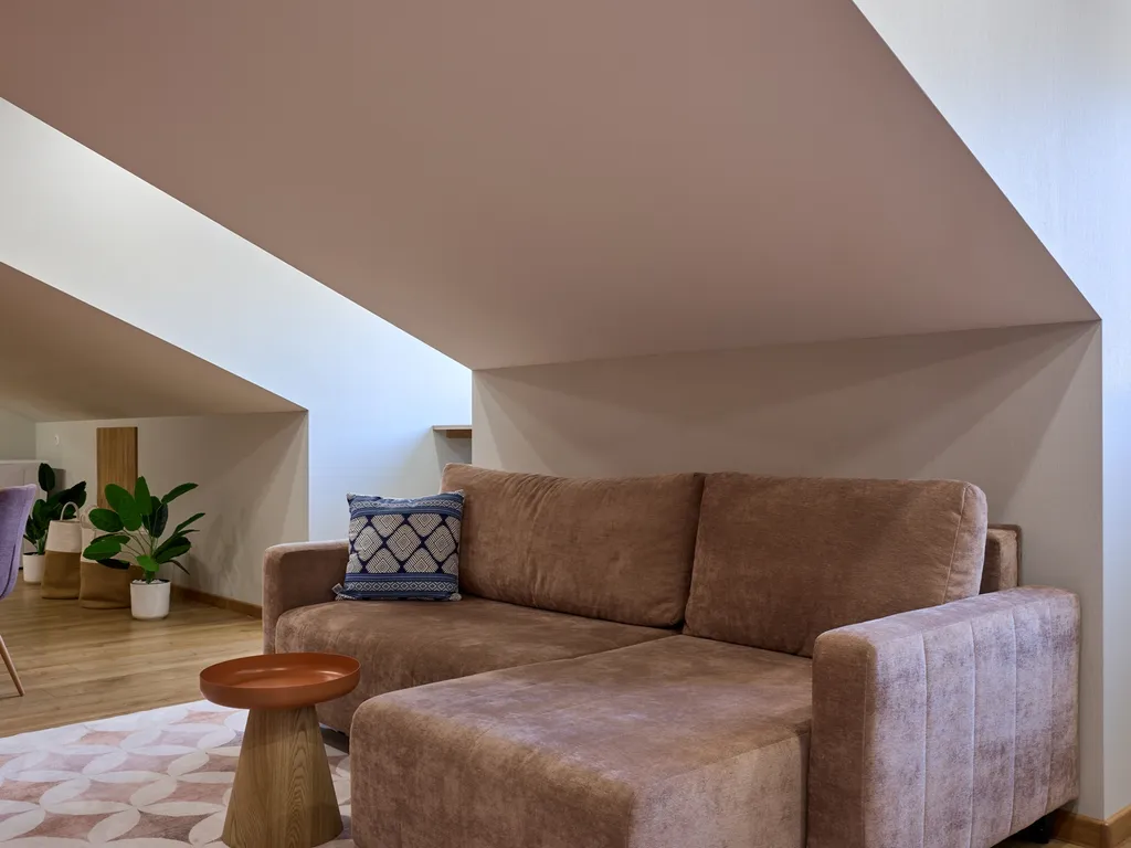 Яркая студия в самом центре