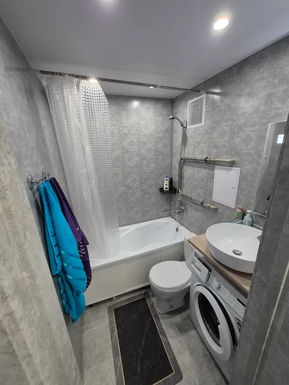 1-тная квартира в центре, рядом жд и авто -вокзалы