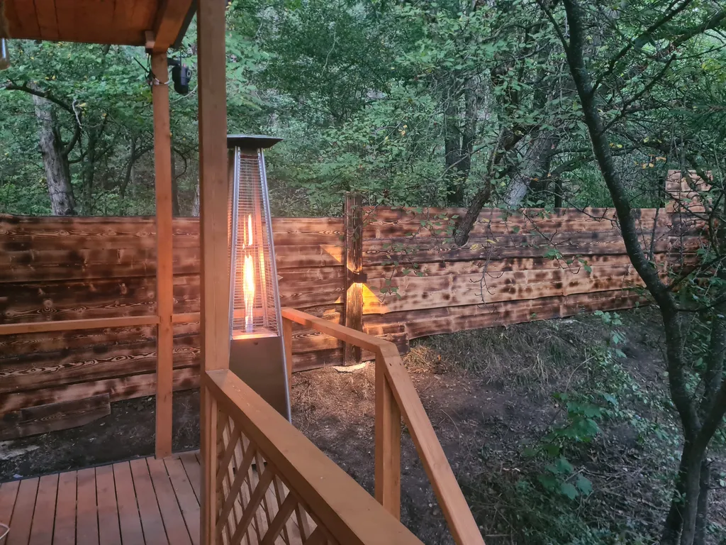 Коттедж Домик в лесу — Кисловодск