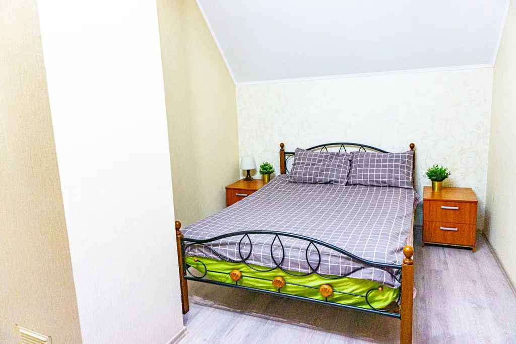 Коттедж Уютный коттедж на берегу реки — Волхов