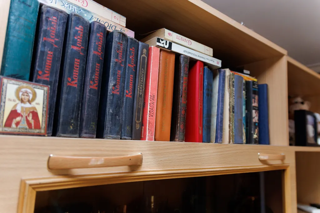 Домино около Додо