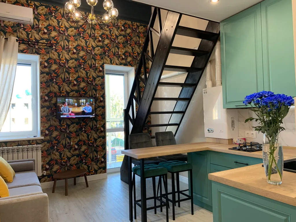 Дизайнерские апартаменты Карнавал в центре города на набережной