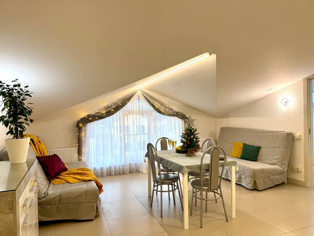 Квартира Квартира Люкс 9 на мансардном этаже — Эсто-Садок