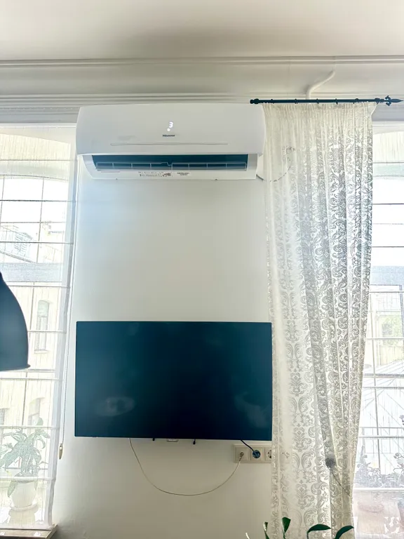 Огромные апартаменты с видом на крышу