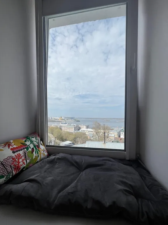 Видовая двухкомнатная квартира