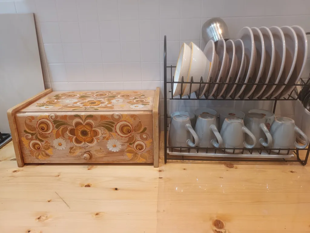 Зелёный дом на Набережной вблизи Кремля