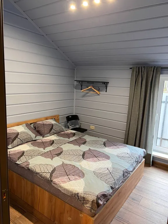 Уютный дом на краю леса