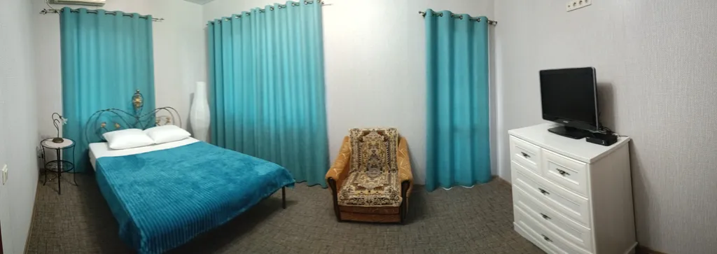 Дом - вилла - коттедж 5 спален
На территории бассейн