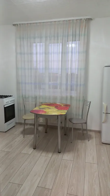 Квартира Светлая просторная квартира в спальном районе города — Советский