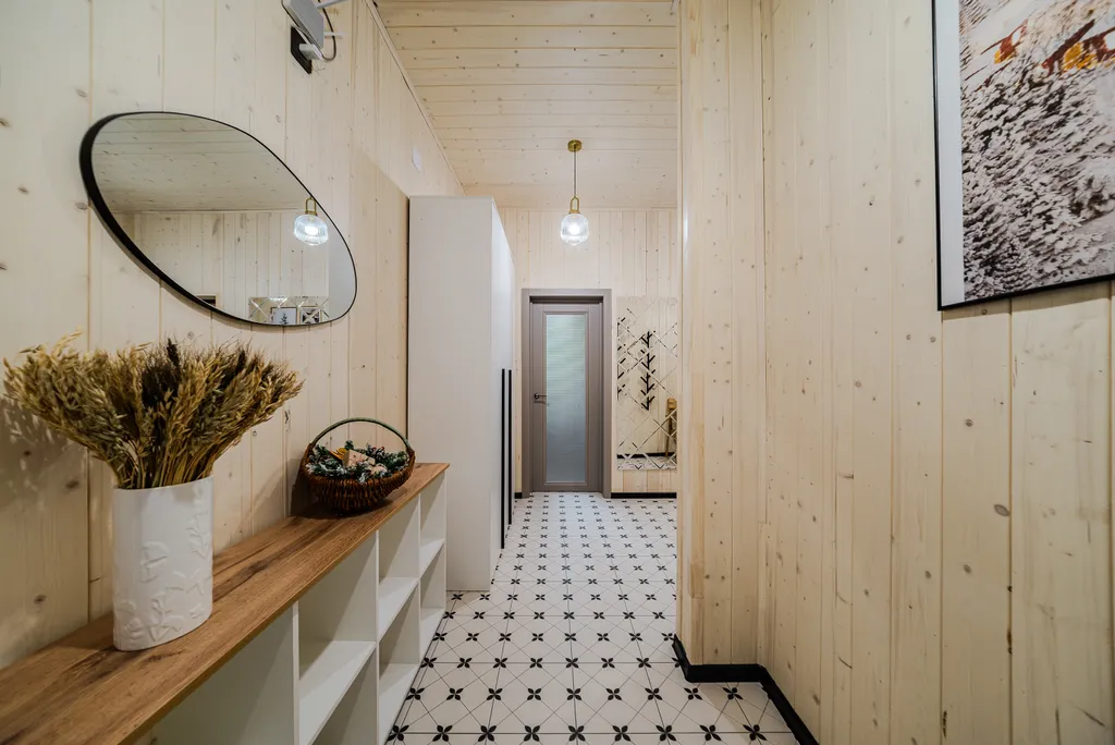 Новый дом с большим столом, кинотеатром, баней