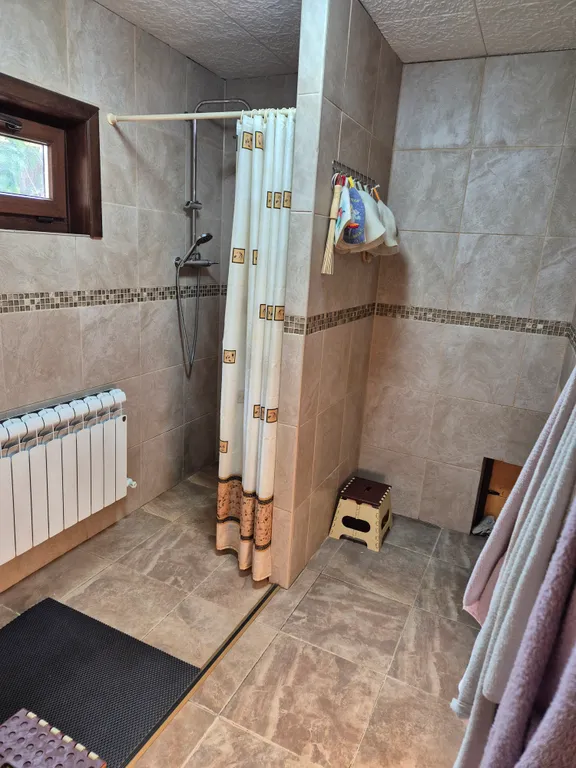 Дом Прохладный