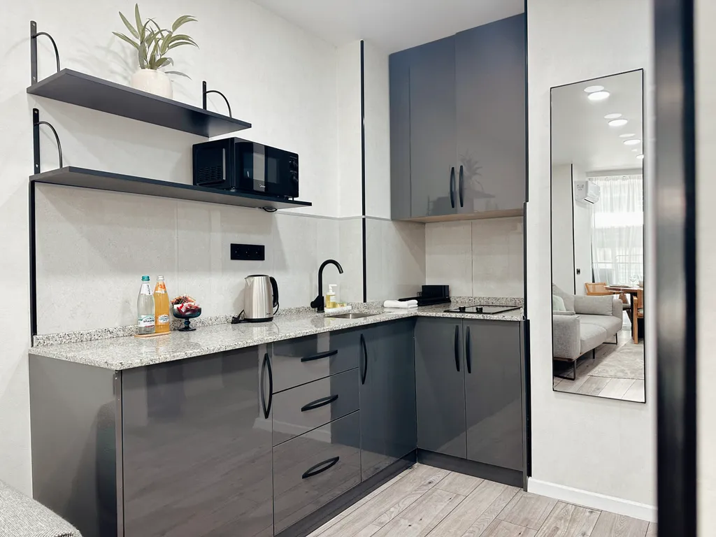 Апартаменты с отдельной спальней на берегу моря