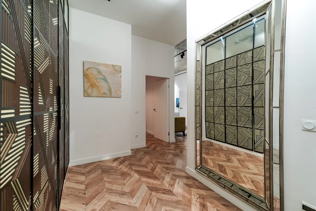 Квартира Квартира Дизайнерский пентхаус с потолками 3,3 метра. Спальных мест 2+2+1 — Минск