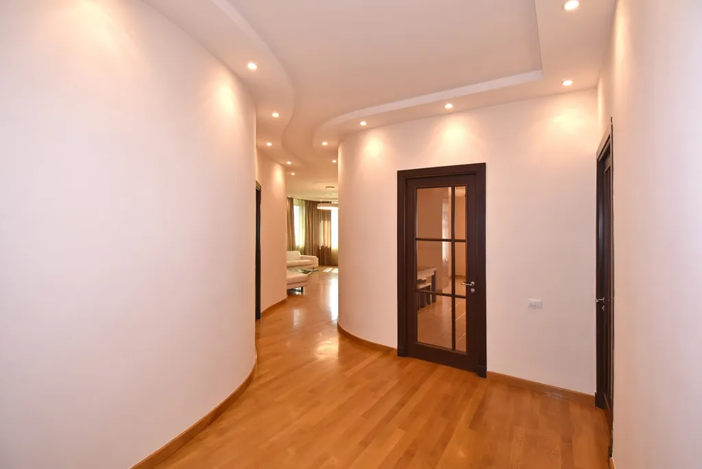 Красивая трёхкомнатная квартира в центре города